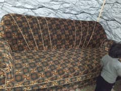 6 seaters sofas in good condition