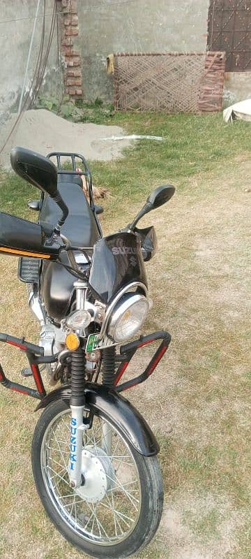 Suzuki gs 150 0