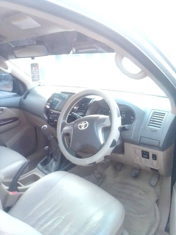 Toyota Vigo champ manual 2013 Islamabad number 6