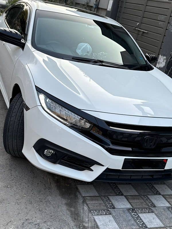 Honda Civic Oriel 1.8 i-VTEC CVT 2021 3