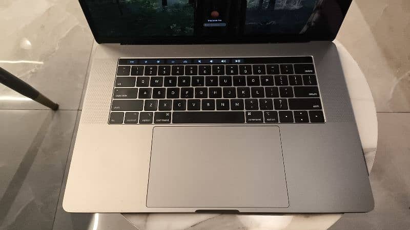 55 cycle apple MacBook Pro air scrathless 2