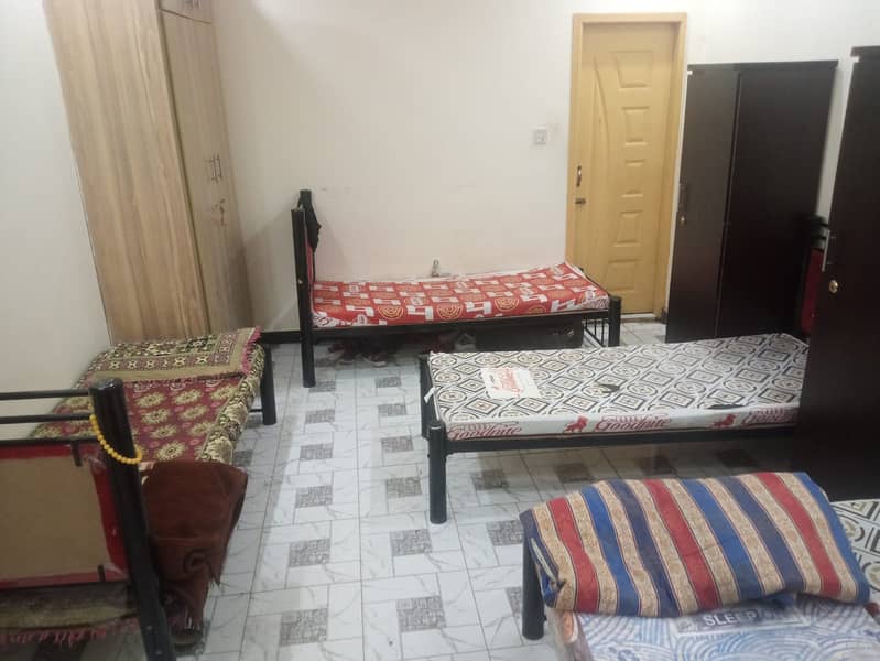 mat,tress Available for ROOM Rent Daily, weekly, Monthly in Rawalpindi 1