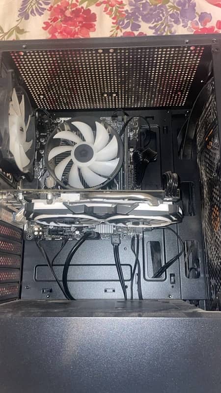 Gaming pc barely used 3