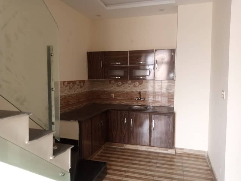 A 3 Marla Upper Portion In Sultan Town Is On The Market For rent 1