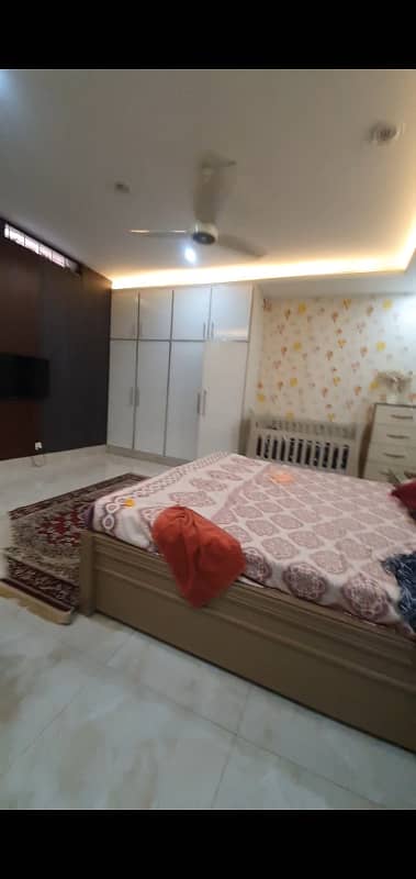 New Muslim Town 30 Marla Corner House 9. Bed For Sale Hot Location 1