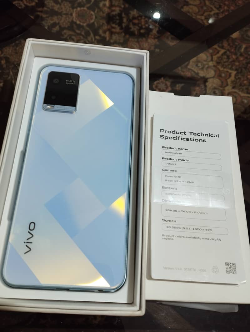 Vivo Y21 4/64 Gb with box and charger 10