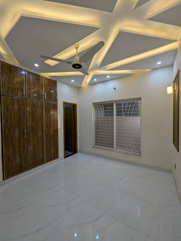 5 MARLA BRAND NEW HOUSE IS AVAILABLE FOR SALE IN DHA RAHBAR PHASE 2 7