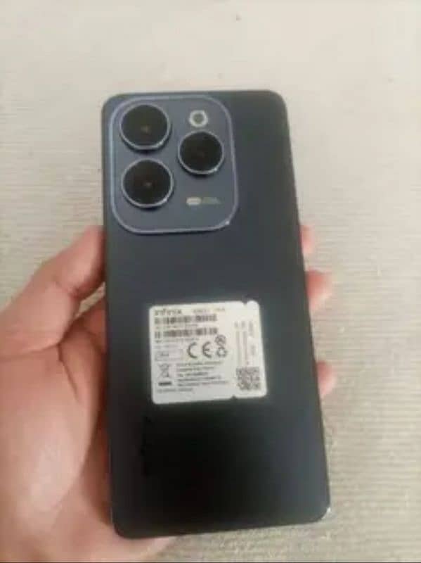 Infinix Hot 40 pro 3