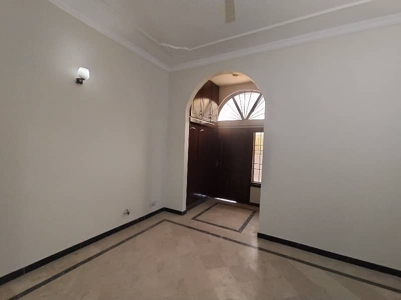 House For Rent In G15 Size 7 Marla Double Story Near To Mini Market Masjid Park Best Location More Five Options Available 3