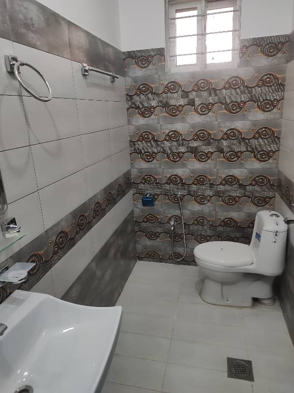 Ground Portion For Rent In G15 Size 12 Marla Corner House Separate Gas &Amp; Electricity Meters Separate Gate Near To Mini Market Markaz Masjid Park Best Location More Five Options Available 6