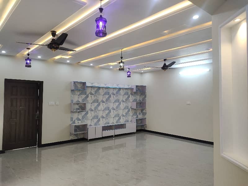 Ground Portion For Rent In G15 Size 12 Marla Corner House Separate Gas &Amp; Electricity Meters Separate Gate Near To Mini Market Markaz Masjid Park Best Location More Five Options Available 21