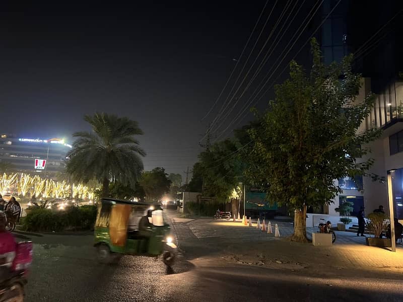 Good Main Double Road 8 Kanal Commercial Plot For Sale In Main Boulevard Gulberg 10