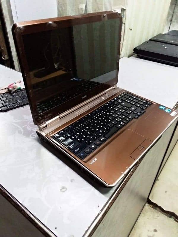 NEC LAPTOP 1