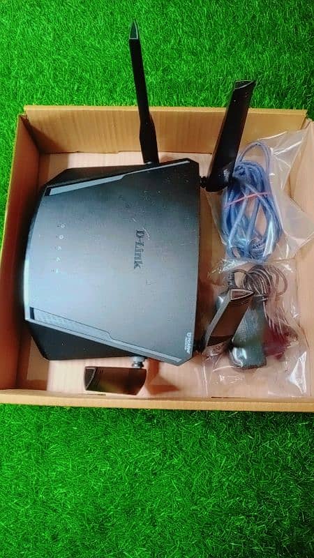 Tenda Huawei Faibr optical WiFi Ruoter tv box 19