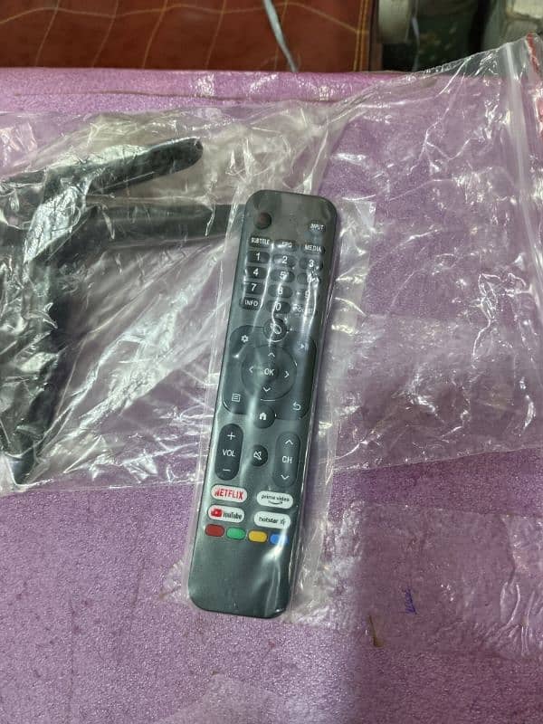 New boderless 43 smart Led TV wifi 0334/5354/838 my whatsapp 5