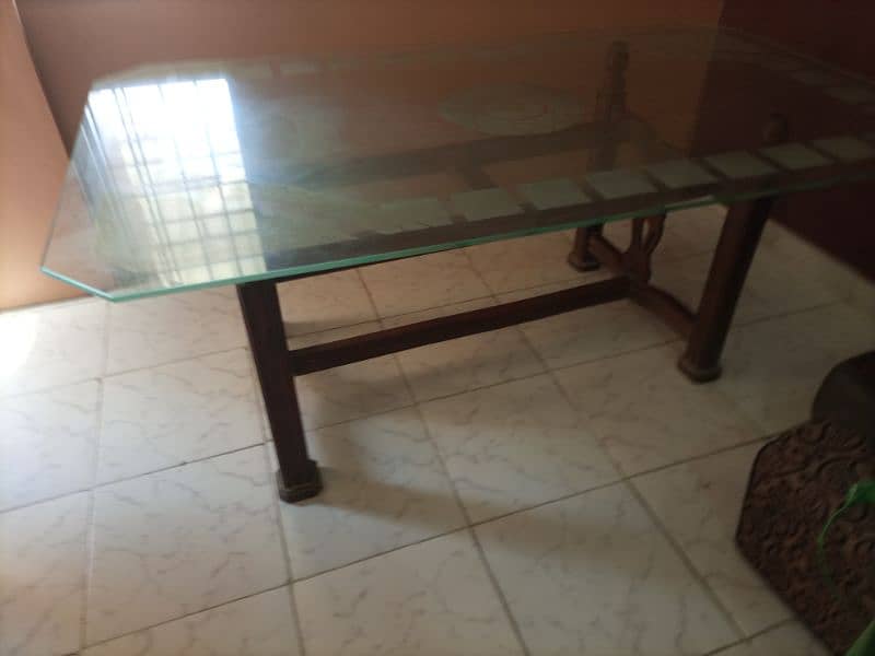 dining table with 4 chair 0