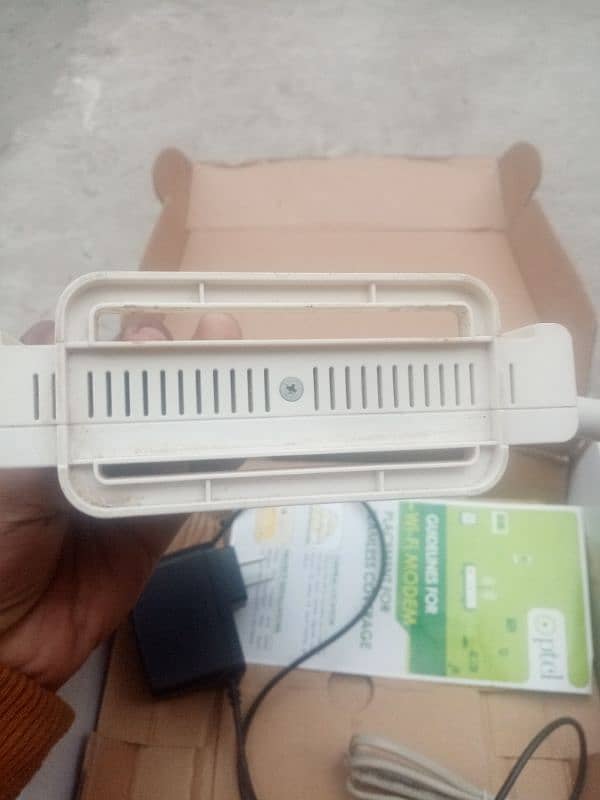 ptcl ka modem h bhut Acha h sirf 3 month used h zyada ni use howa 5