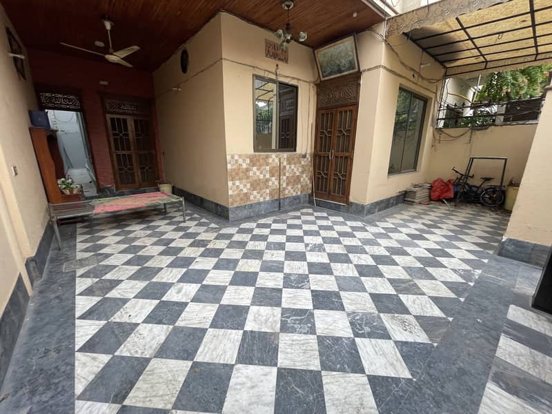 9 MARLA DOUBLE STOREY HOUSE AVAILABLE FOR SALE 0