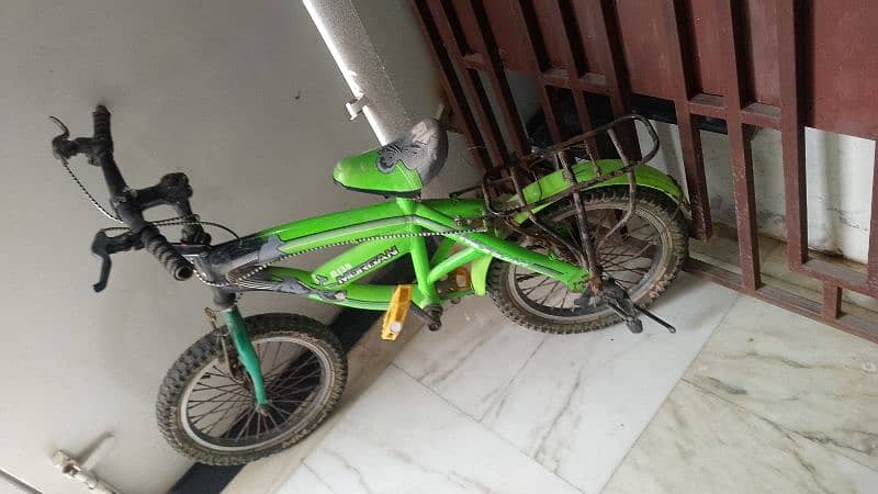 bicycle used but in good condition 4