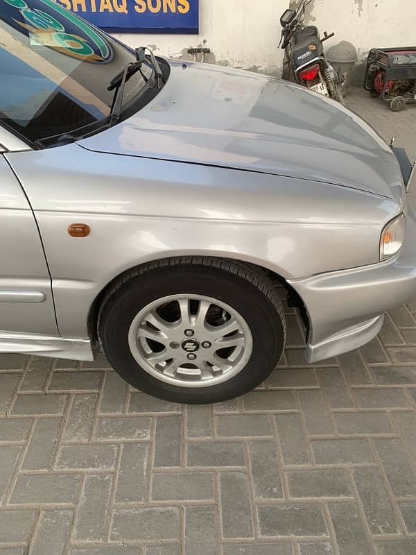 Suzuki Baleno 2001 2