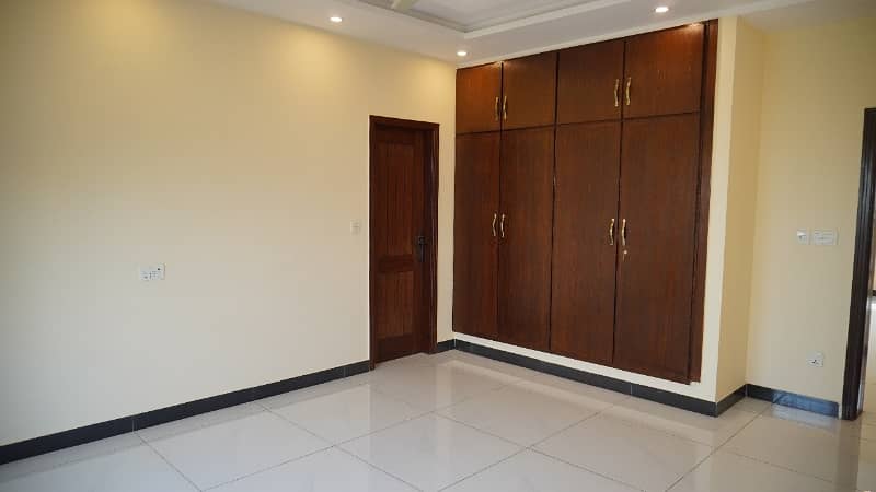 Centrally Located House In NFC 1 Is Available For sale 4