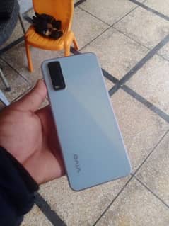 vivo y20 good condition 03060369492 wats up