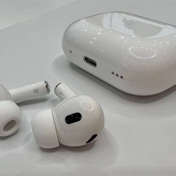 Here is the title:  "Apple iPhone with AirPods Pro 2 (2nd Generation)" 0