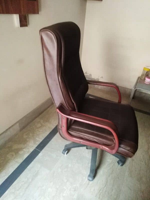 computer chair 1