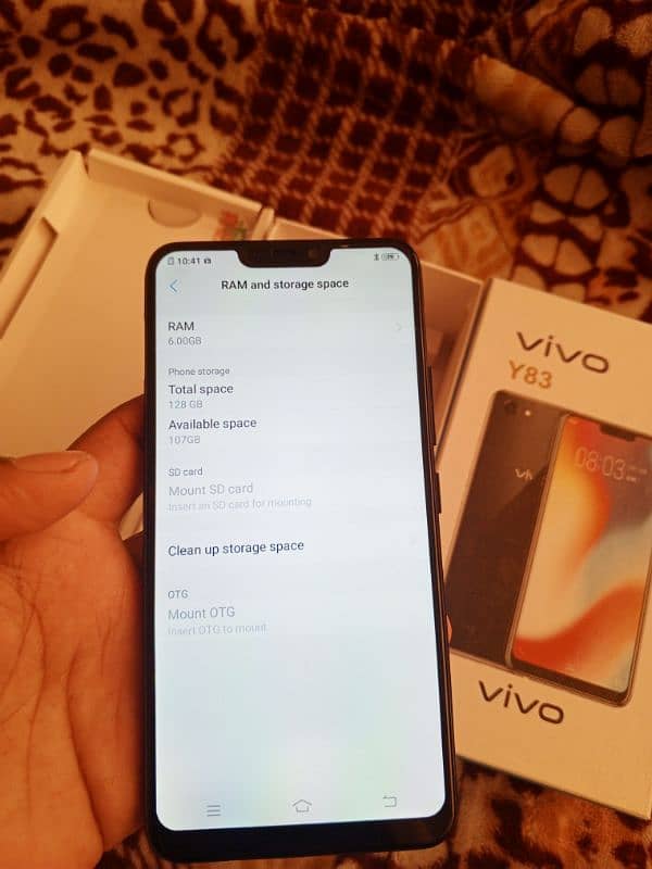 vivo y83 (6/128)* face ID, Box, Charger 3