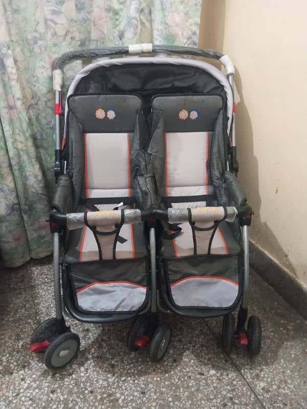 TWINS STROLLER / PRAM 0