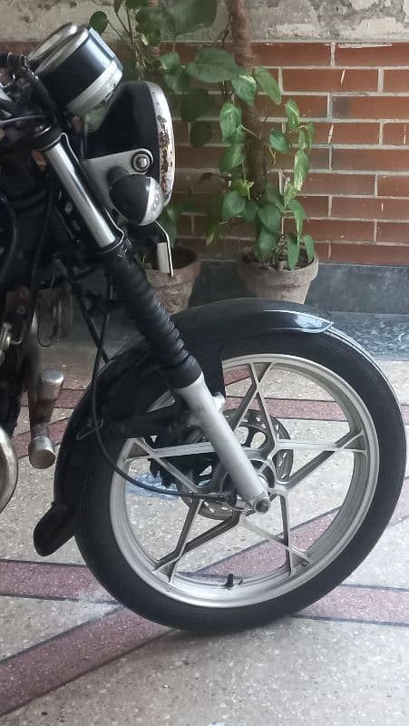 Suzuki GS 150 SE (Special Edition) 2