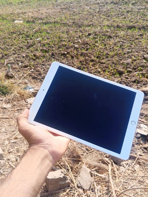 ipad 8gen 1