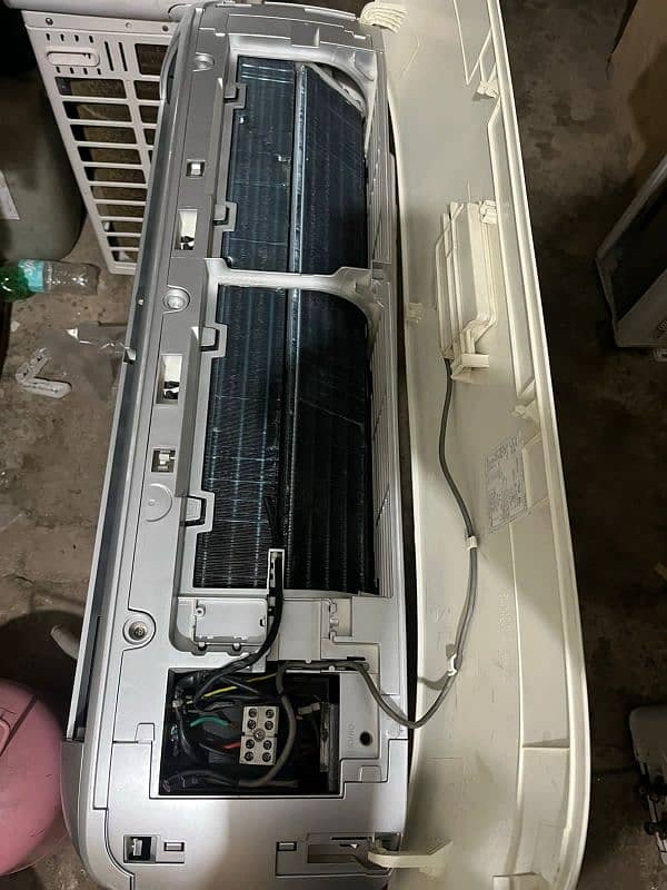 HAIER & KENWOOD DC INVERTERS 10/10 CONDITION. ONLY 65000/- 5