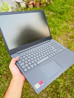 Lenovo IdeaPad 15 AMD Gold Athlon 2GB Graphic 20Gb Ram 1TB Storage