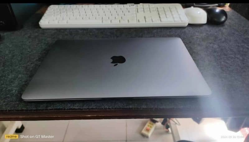 Macbook Air M1 | 8 GB | 256 GB | 96% Battery 1