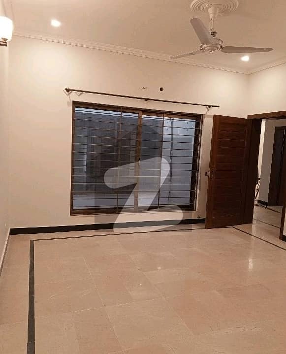 4 Bed Sperate Gate Upper Portion BRAND NEW Condition Available For Rent In G9 4