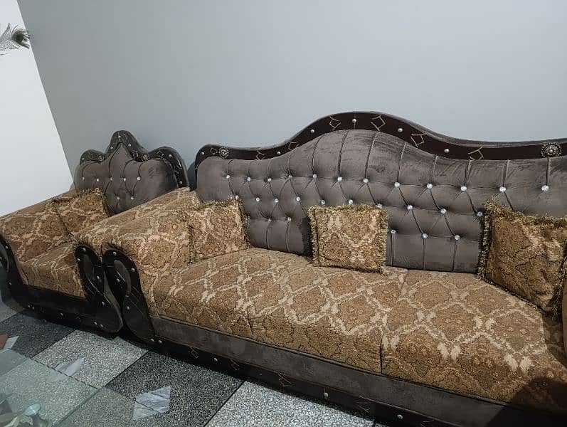 6 seater poshish sofas set available for sale 1