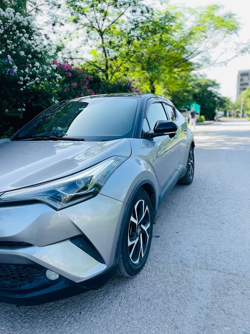 Toyota C-HR 2017 2