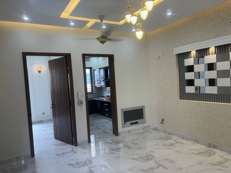 DHA RAHBAR MOST BEAUTIFUL HOUSE ON BEST LOCATION IS AVAILABLE FOR SALE 13