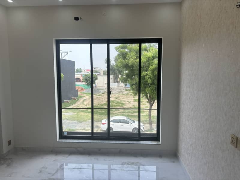 DHA RAHBAR MOST BEAUTIFUL HOUSE ON BEST LOCATION IS AVAILABLE FOR SALE 47