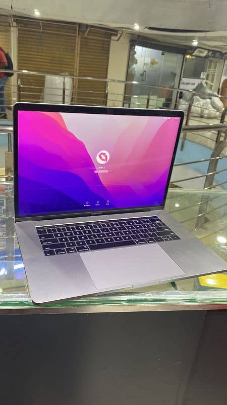 Apple MacBook pro 2019 16 inch Core i9 8 Core Processor  32GB Ram 3