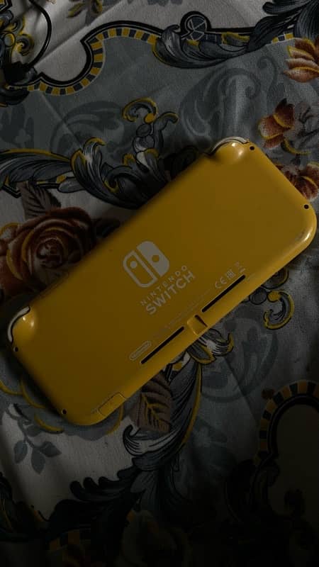 Nintendo switch lite with games installed 1