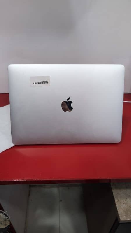 Apple MacBook Pro 2018 Core i5 16GB Ram 1TB SSD Flash Storage 1