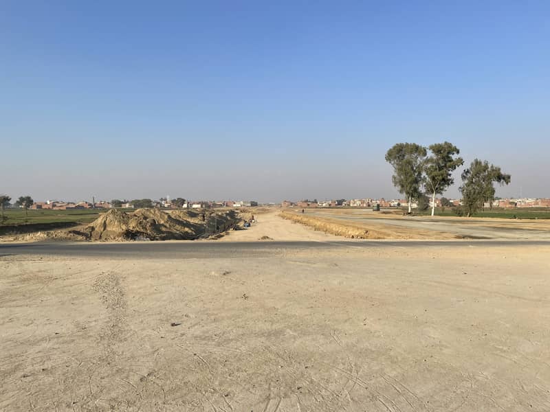 5 Marla On-Ground Plot for Sale in Block Q, LDA City Lahore Back of 300ft Road 1