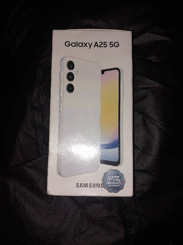 Samsung A25 5G Mobile 8+256GB For sale 6