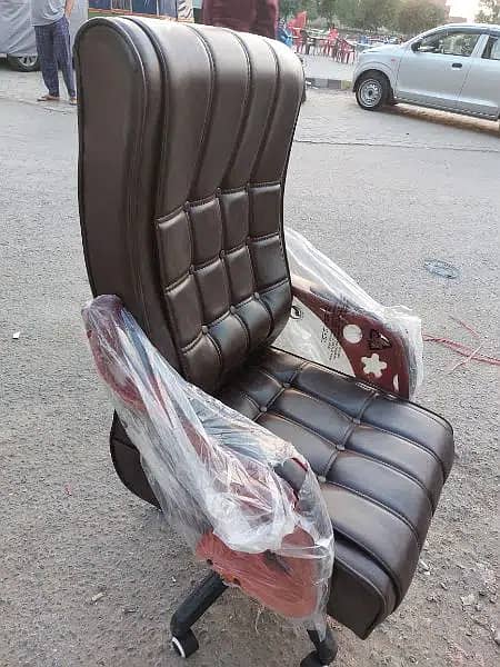 Computer Chairs/Revolving chairs - Office Chair for sale in karachi 13