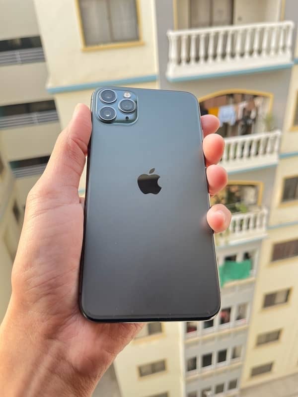 iphone 11 pro Max for sell 2