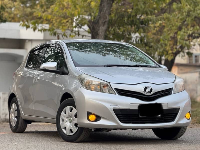 Toyota Vitz 2011 0