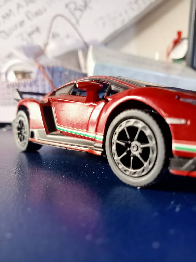 Lamborghini Veneno, Red - Kinsmart 5367D - 1/36 scale Diecast Car (Br 2