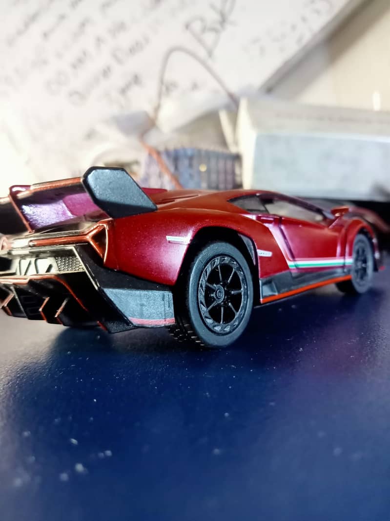 Lamborghini Veneno, Red - Kinsmart 5367D - 1/36 scale Diecast Car (Br 6